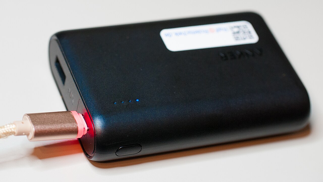 Power bank: mAh, watts y la letra chica